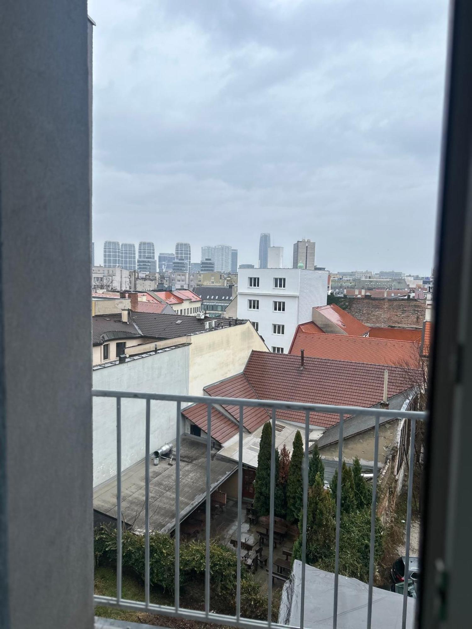 Plaza De Luxe Apartment Bratislava Ngoại thất bức ảnh