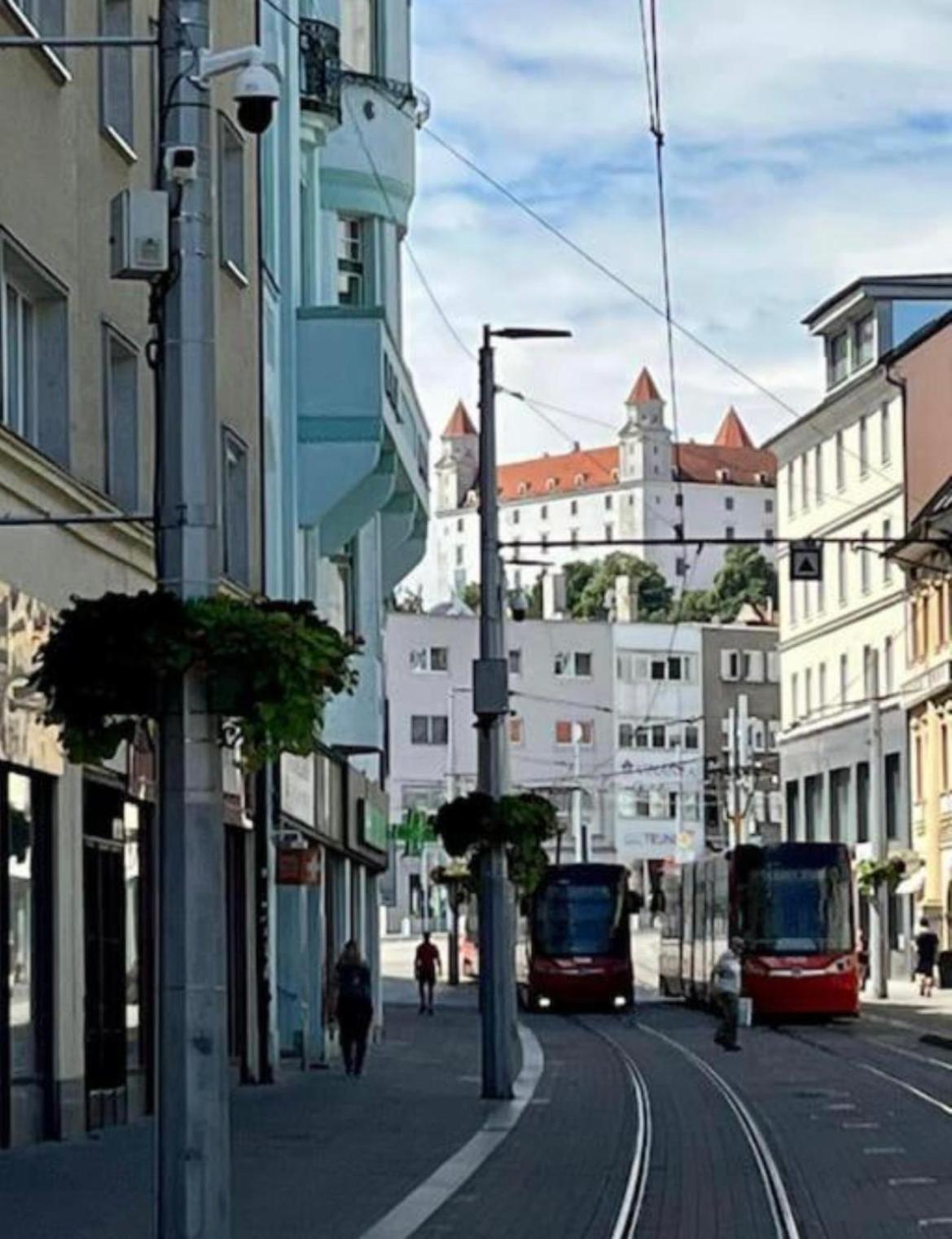 Plaza De Luxe Apartment Bratislava Ngoại thất bức ảnh